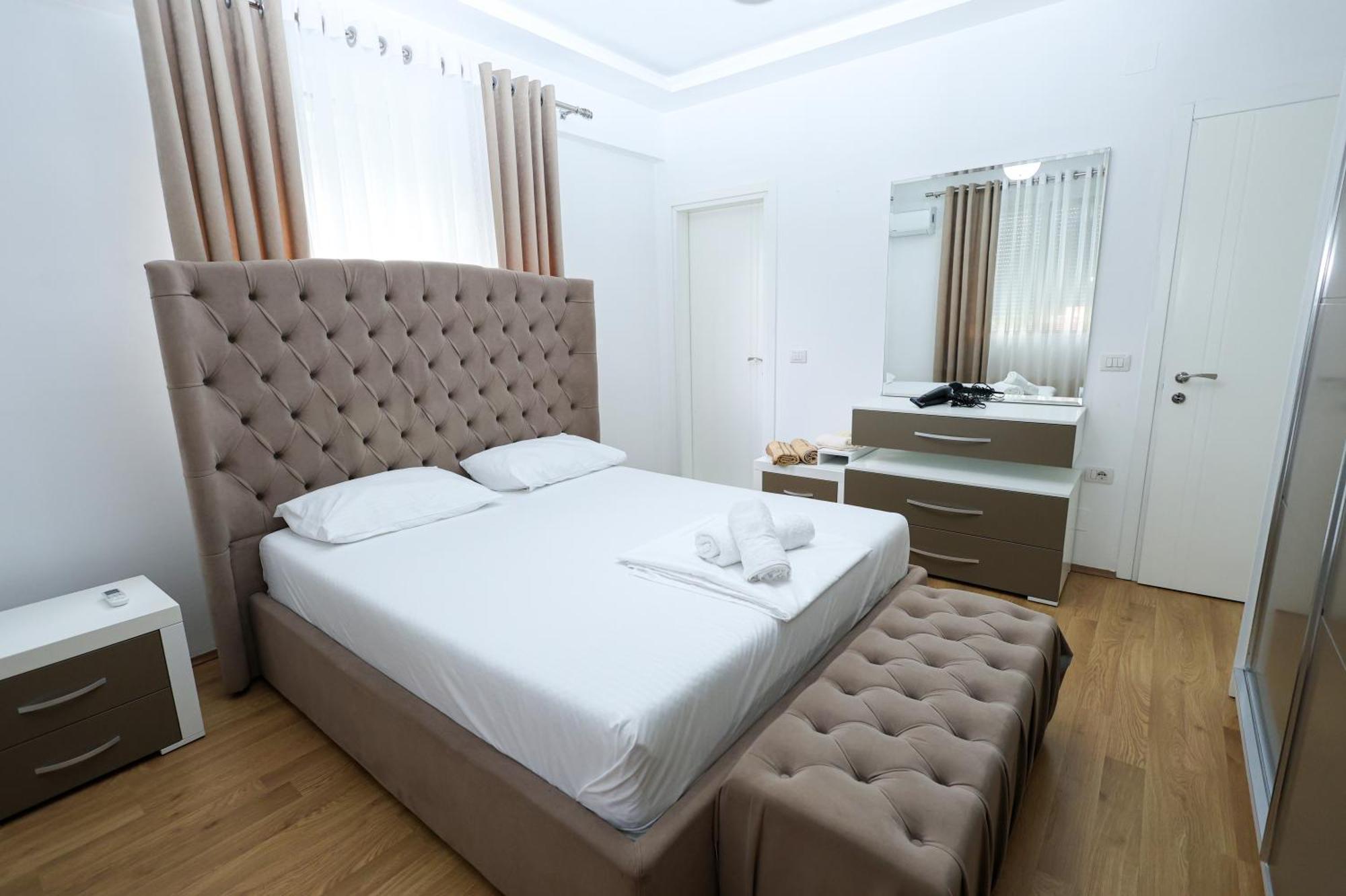 Romina Apartment 培拉特 外观 照片